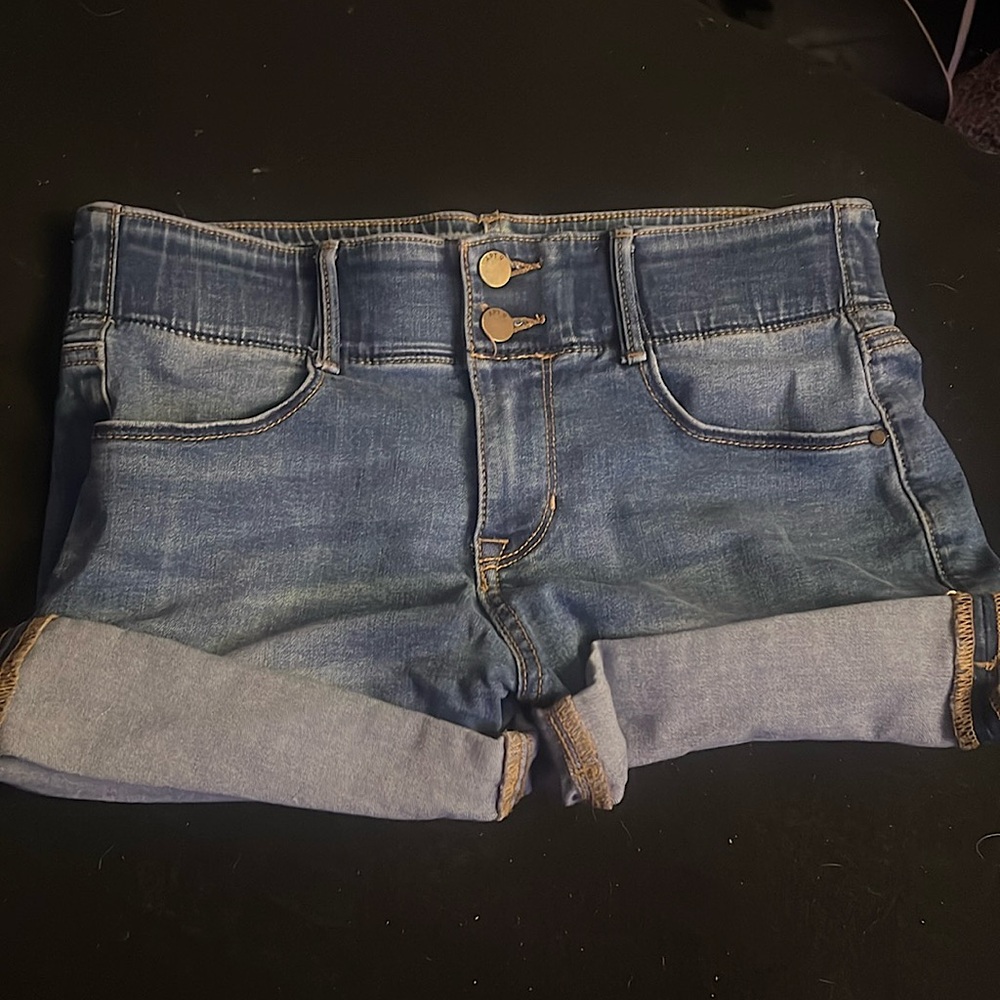 Cute cuffed shorts